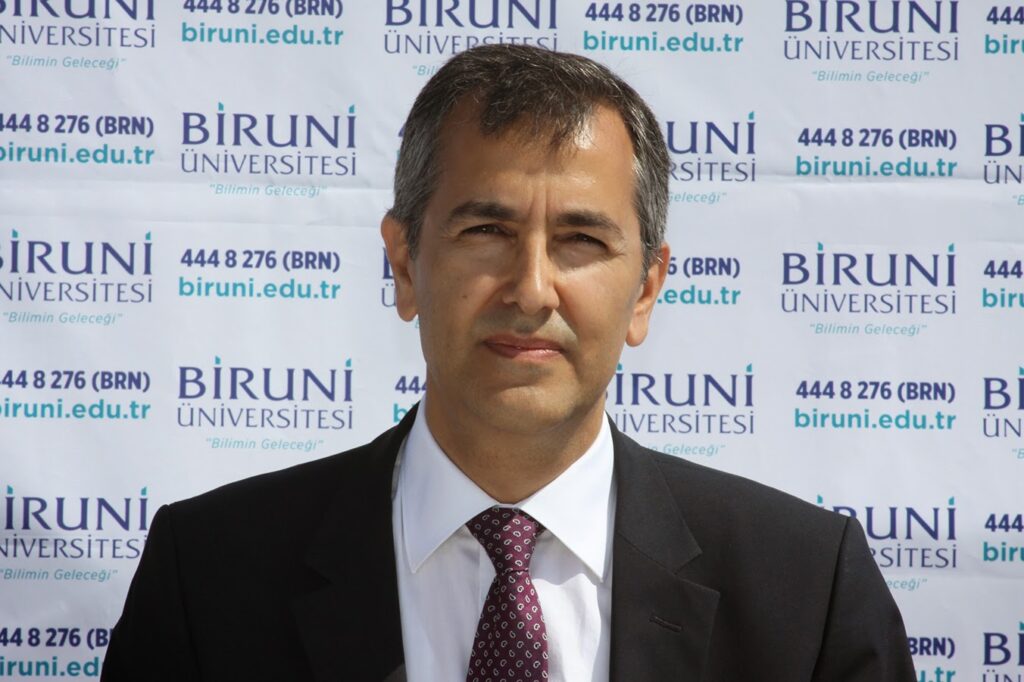 Prof_Dr_Adnan_Yuksel_Rektor